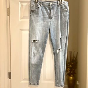 Distressed high waist ankle jeans